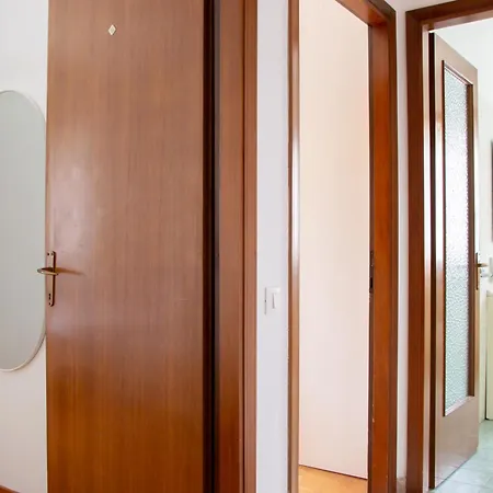 Daire Welc-om Crescini