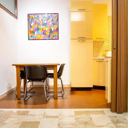 Welc-om Crescini بادوفا