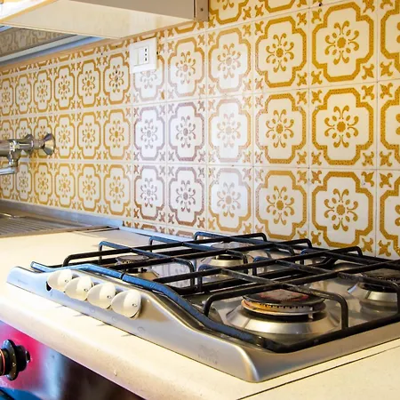 شقة Welc-om Crescini *