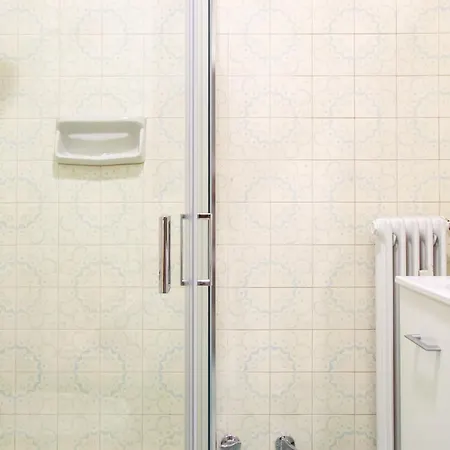 Welc-om Crescini Appartement *